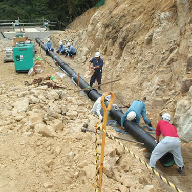 処分場の浸出水送水管（島根）